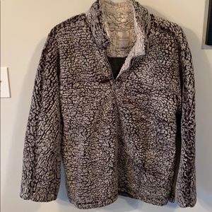 Altar'd State size small sherpa pullover